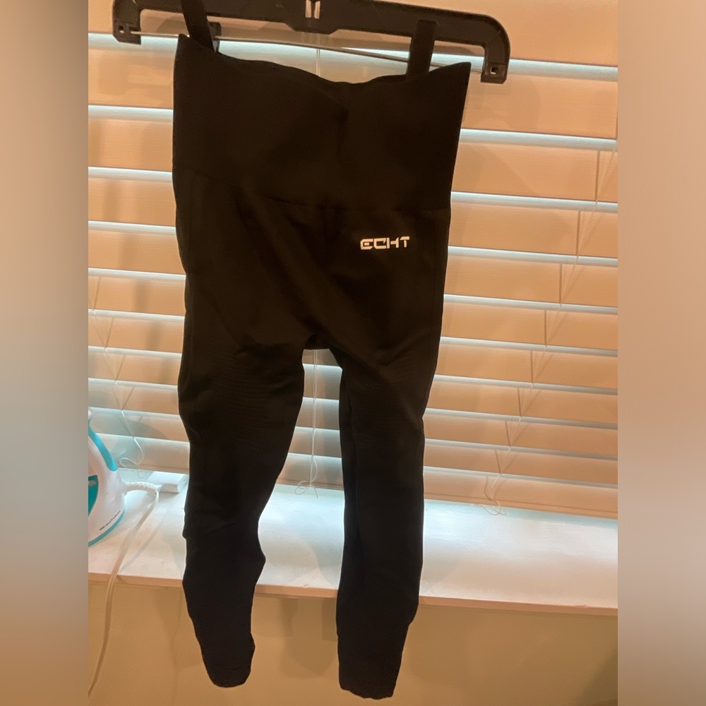 Echt laser cut out leggings size xs black